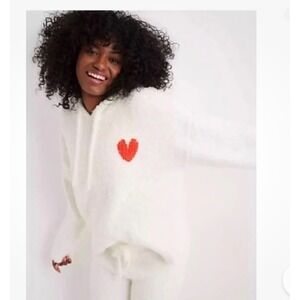 Aerie Fuzzy Heart Hoodie Cream White Cozy Sweatshirt Womens XL